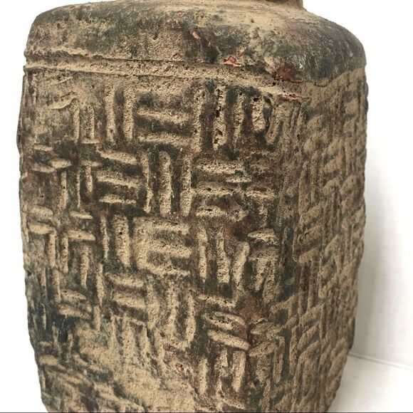 Primitive Mexican Weave Design Short Neck Square Clay Chunky Vessel Vase - Picture 10 of 16
